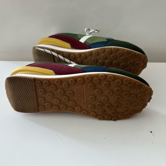 Kid’s ZARA shoes - Picture 4 of 7